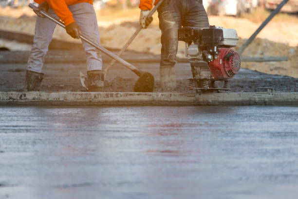 Best Commercial Concrete Contractor  in Montgomery, IN